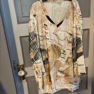Abstract Patterned Long Sleeve Blouse